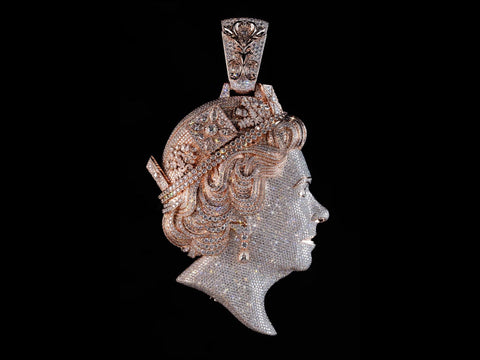 Central Cee's three-dimensional Queen Elizabeth II diamond pendant by A Jewellers