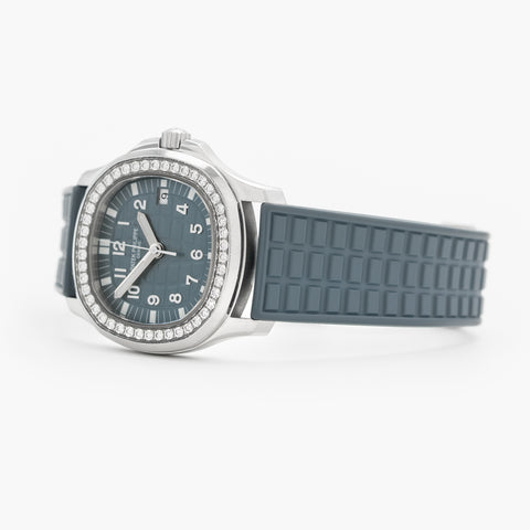 Patek Philippe Aquanaut 5067A-025 356mm 2020 Blue Dial